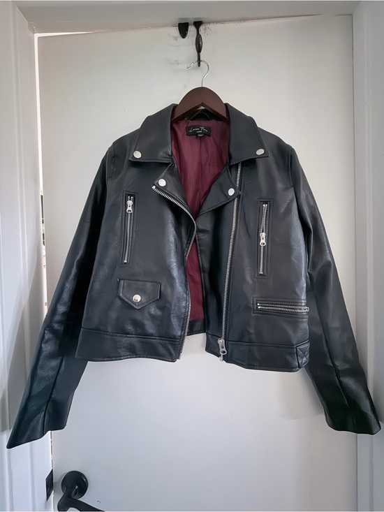 Love Tree Jackets & Blazers - Love Tree Black Faux Leather Moto Jacket with Burgundy Lining